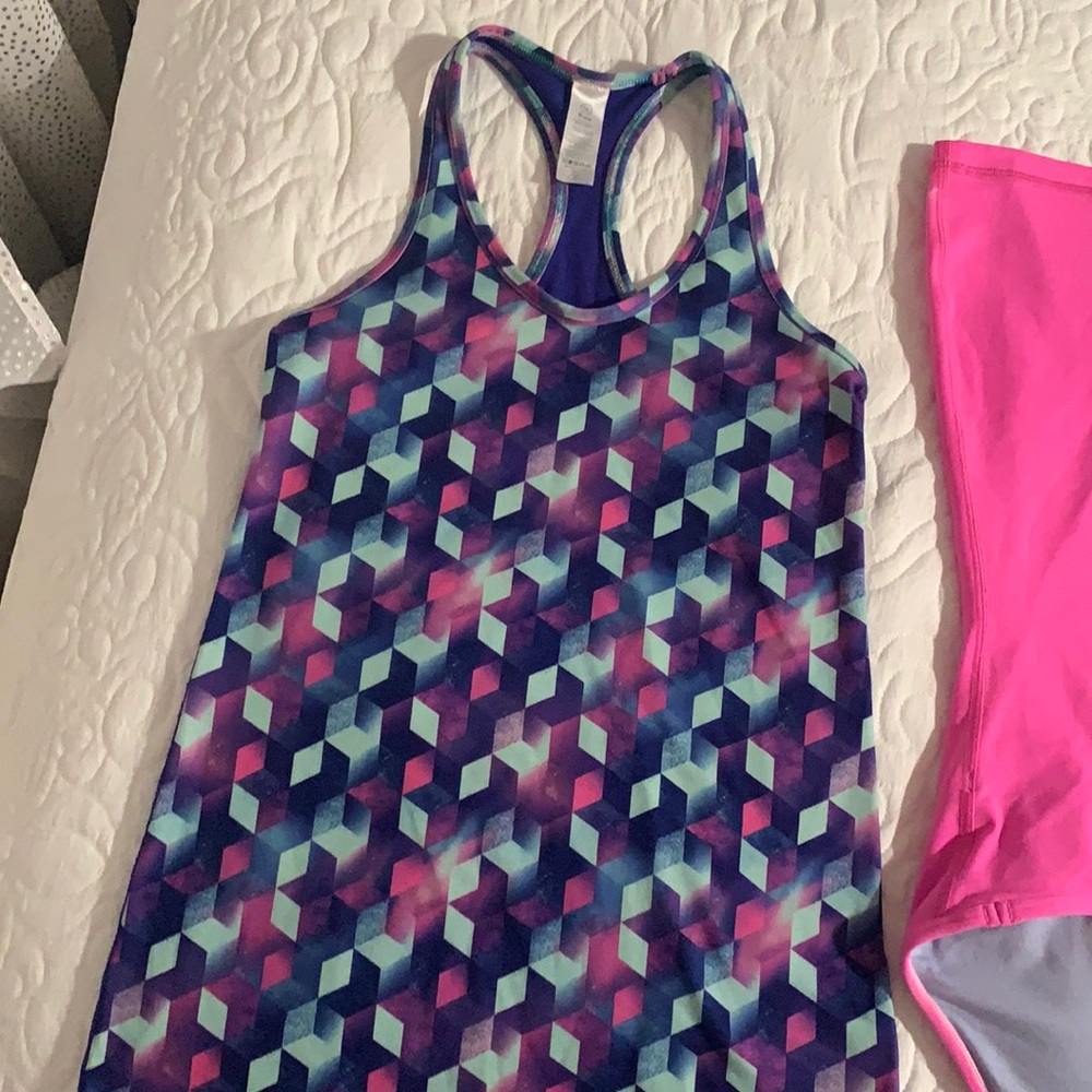 Ivivva sports tank